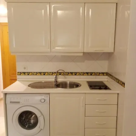 Apartamento Coqueto Estudio En Calle Vela Benalmádena