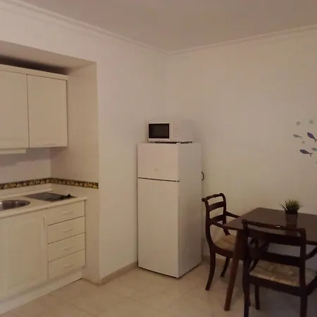 Coqueto Estudio En Calle Vela Apartamento